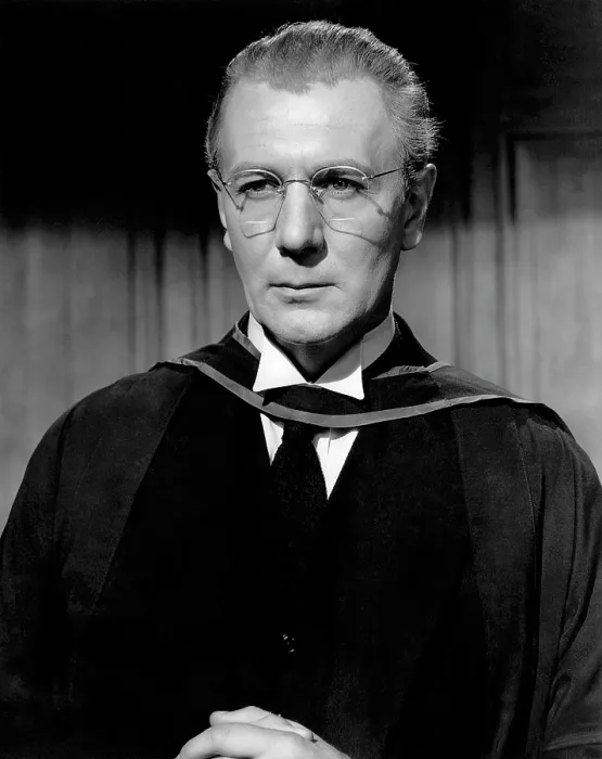 Framed Print : THE BROWNING VERSION, Michael Redgrave, 1951 Framed Print : THE BROWNING VERSION, Michael Redgrave, 1951