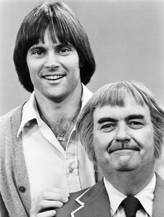 Framed Print : Bruce Jenner with Bob Keeshan in August 1978. Keeshan created and played the character Captain Kangaroo Framed Print : Bruce Jenner with Bob Keeshan in August 1978. Keeshan created and played the character Captain Kangaroo