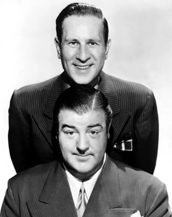 Framed Print : BUD ABBOTT, LOU COSTELLO [ABBOTT AND COSTELLO[, 1940s