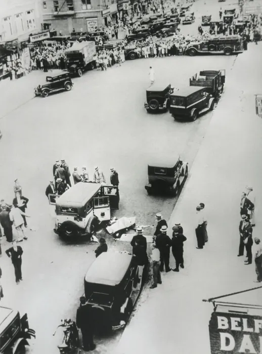 Framed Print : Bullet-riddled taxi and two dead gangsters in a NYC street after a gun battle with police, 1931 (BSLOC_2016_10_75)