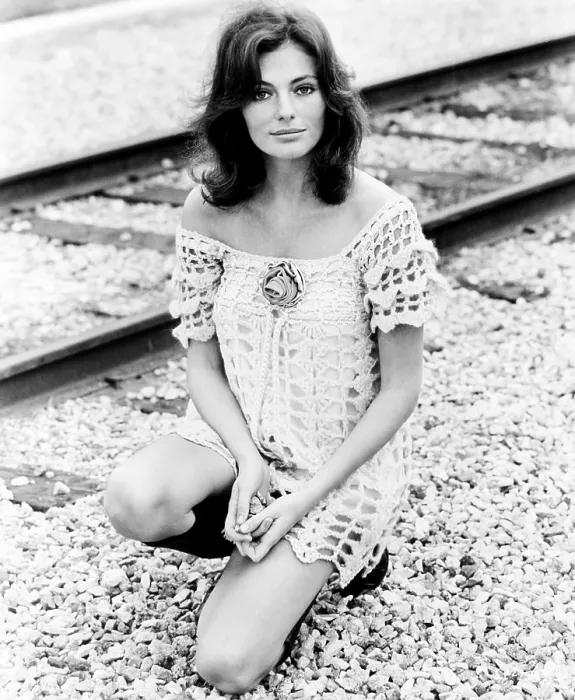 Framed Print : BULLITT, Jacqueline Bisset, 1968