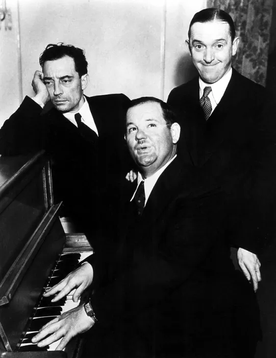 Framed Print : BUSTER KEATON, OLIVER HARDY, STAN LAUREL [Laurel & Hardy] at MGM, c. early 1930s