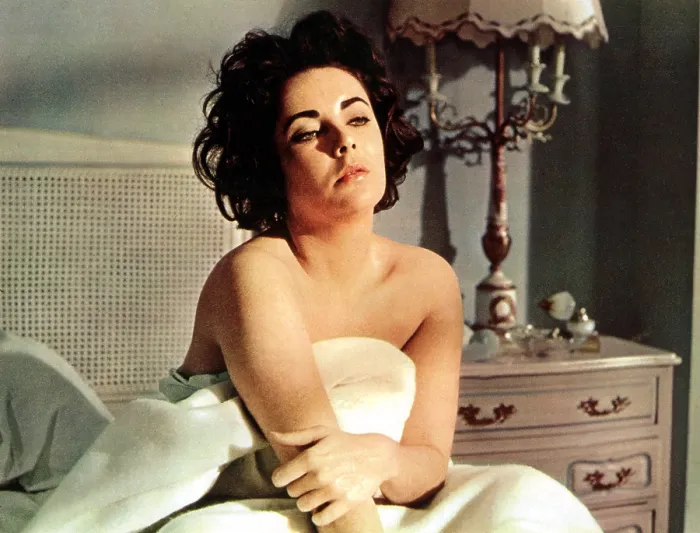 Framed Print : BUTTERFIELD 8, Elizabeth Taylor, 1960 Framed Print : BUTTERFIELD 8, Elizabeth Taylor, 1960