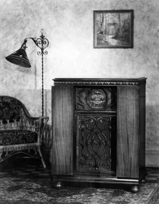 Framed Print : A cabinet radio, c. 1927.. Courtesy: CSU Archives  /  Everett Collection