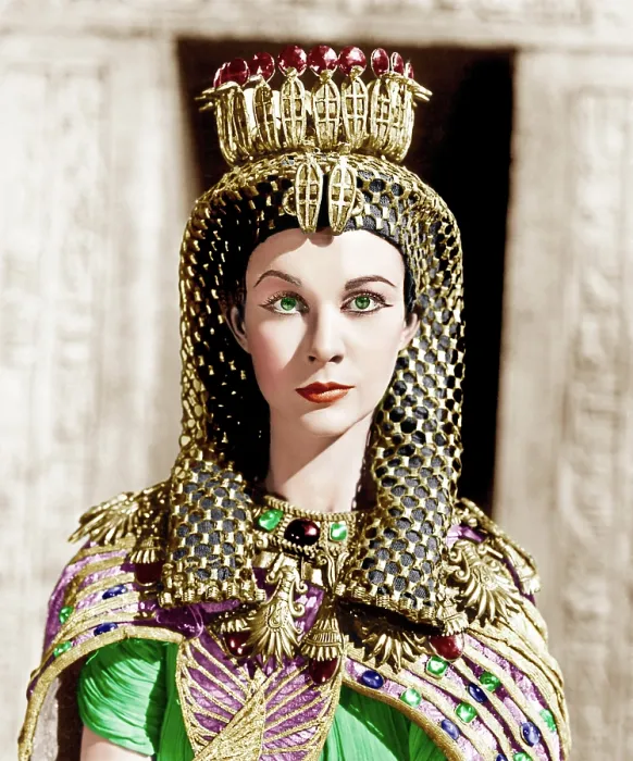 Framed Print : CAESAR AND CLEOPATRA, Vivien Leigh, 1945