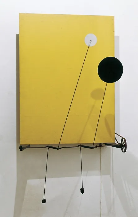 Framed Print : CALDER, Alexander (1898-1976). White disk, black disk. 1940-1941. Mixed installation of wood and painted metal disks, steel and engine. Sculpture. SPAIN. Barcelona