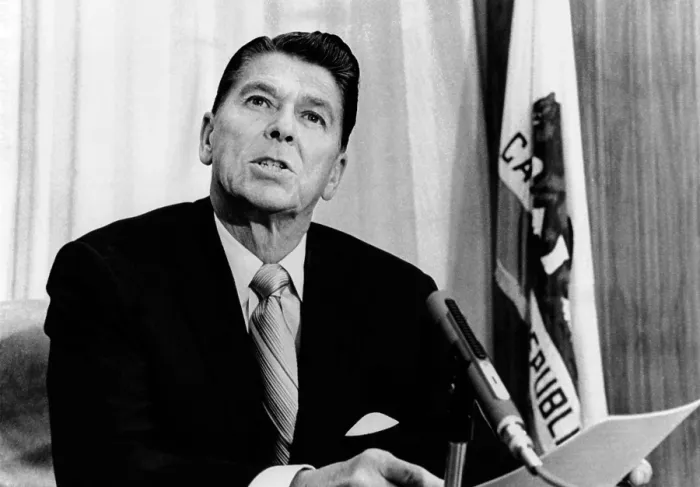 Framed Print : California Gov. Ronald Reagan reads a statement disclosing that he did pay income tax for the last year and has paid $91, 128 in state income taxes since becoming Governor