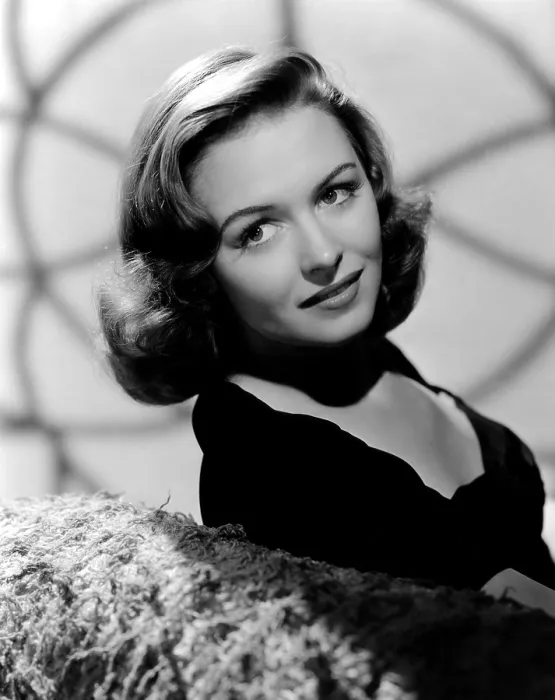 Framed Print : CALLING DR. GILLESPIE, Donna Reed, 1942 Framed Print : CALLING DR. GILLESPIE, Donna Reed, 1942
