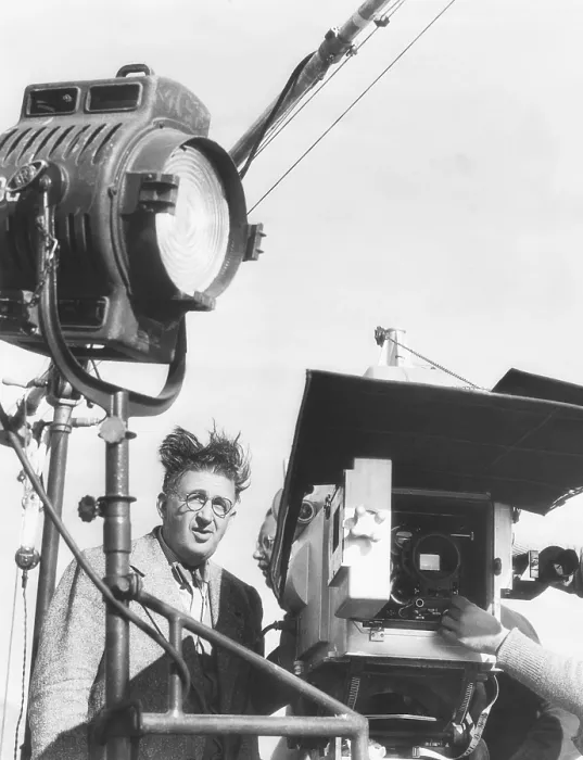Framed Print : Cameraman Karl Freund working on the Parnell set in July 1937. The MGM movie was directed John M. Stahl and starred Clark Gable and Myrna Loy
