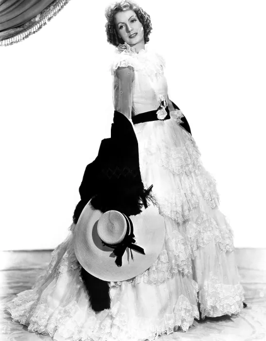 Framed Print : CAMILLE, Greta Garbo, in a gown by Adrian, 1936 Framed Print : CAMILLE, Greta Garbo, in a gown by Adrian, 1936