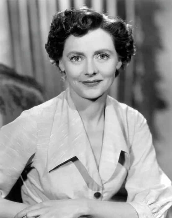 Framed Print : THE CAPTAIN'S PARADISE, Celia Johnson, 1953
