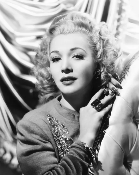 Framed Print : Carole Landis, ca. early 1940s Framed Print : Carole Landis, ca. early 1940s