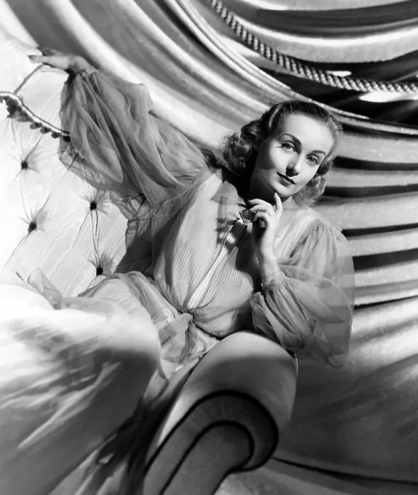 Framed Print : CAROLE LOMBARD, portrait