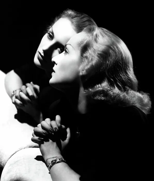 Framed Print : CAROLE LOMBARD, portrait Framed Print : CAROLE LOMBARD, portrait