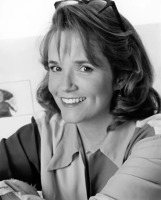 Framed Print : CAROLINE IN THE CITY, Lea Thompson, 1995-1999 Framed Print : CAROLINE IN THE CITY, Lea Thompson, 1995-1999