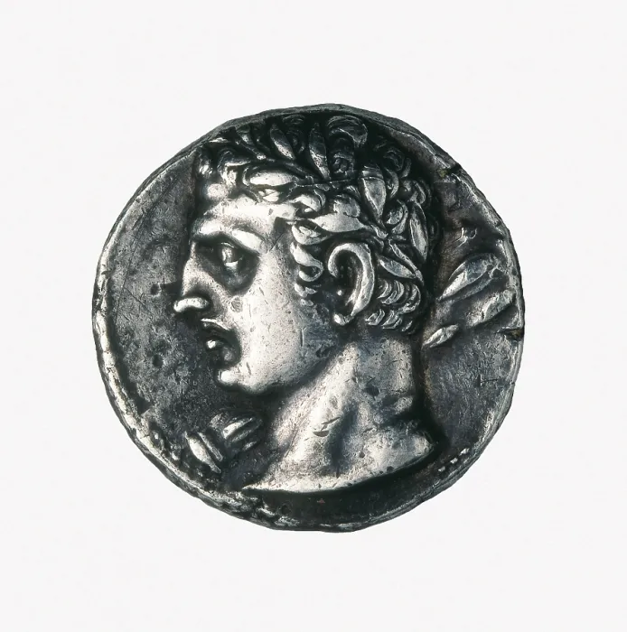 Framed Print : Carthaginian coin. Minted in Spain between 237-206 BC. Coin. - J. Bedmar / Iberfoto / Everett Collection (466640)**US SALES ONLY** Framed Print : Carthaginian coin. Minted in Spain between 237-206 BC. Coin. - J. Bedmar / Iberfoto / Everett Collection (466640)**US SALES ONLY**