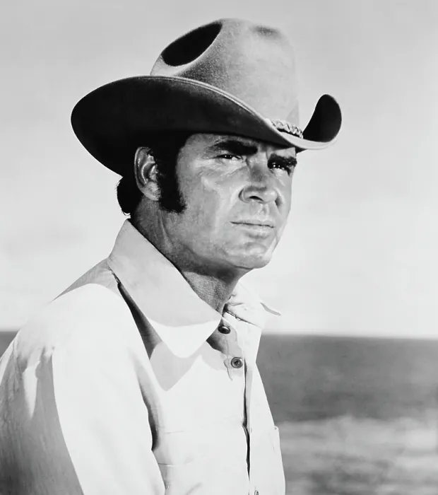 Framed Print : THE CASTAWAY COWBOY, James Garner, 1974