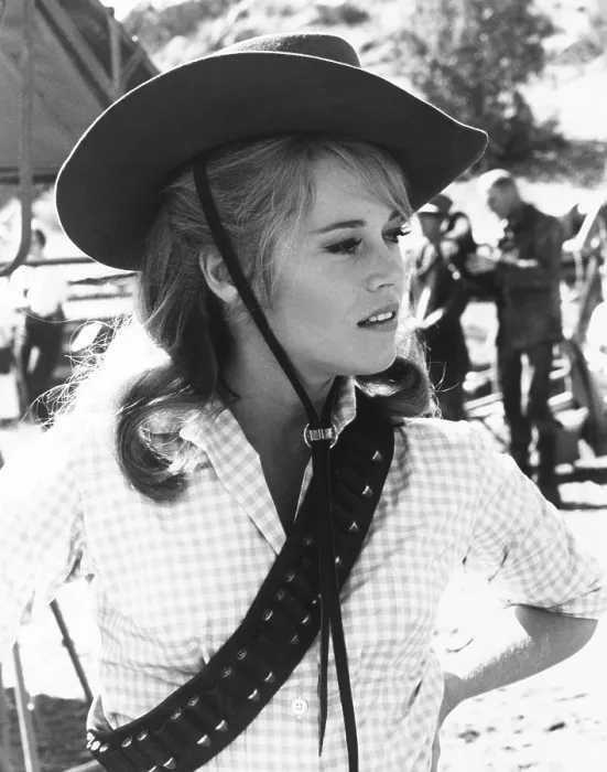 Framed Print : CAT BALLOU, Jane Fonda, 1965 Framed Print : CAT BALLOU, Jane Fonda, 1965