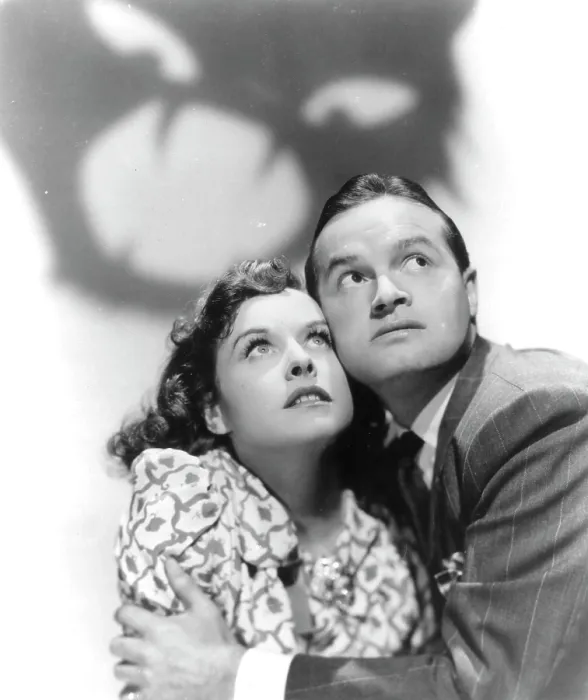 Framed Print : THE CAT AND THE CANARY, Paulette Goddard, Bob Hope, 1939 Framed Print : THE CAT AND THE CANARY, Paulette Goddard, Bob Hope, 1939