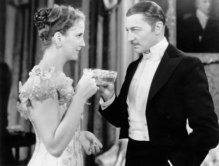 Framed Print : CAVALCADE, Diana Wynyard, Clive Brook, 1933, TM & Copyright (c) 20th Century Fox Film Corp. / courtesy Everett Collection