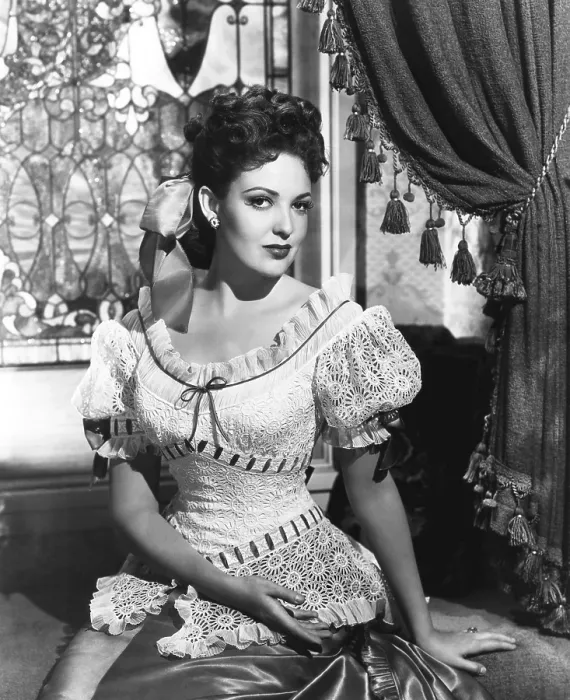 Framed Print : CENTENNIAL SUMMER, Linda Darnell, 1946, TM & Copyright 20th Century Fox Film Corp. / courtesy Everett Collection