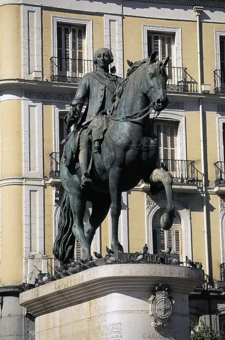 Framed Print : CHARLES III (1716-1788). Equestrian statue in Plaza del Sol. Sculpture on bronze. SPAIN. MADRID (AUTONOMOUS COMMUNITY). Madrid. AISA / Everett Collection**US SALES ONLY** Framed Print : CHARLES III (1716-1788). Equestrian statue in Plaza del Sol. Sculpture on bronze. SPAIN. MADRID (AUTONOMOUS COMMUNITY). Madrid. AISA / Everett Collection**US SALES ONLY**