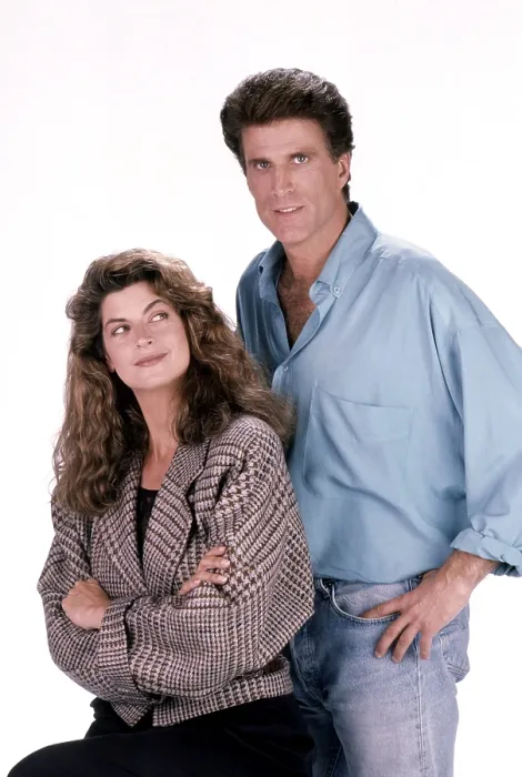 Framed Print : CHEERS, from left, Kirstie Alley, Ted Danson, 1982-93 (ca. 1990 photo) Framed Print : CHEERS, from left, Kirstie Alley, Ted Danson, 1982-93 (ca. 1990 photo)