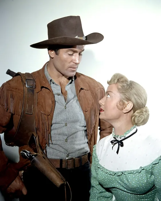 Framed Print : CHEYENNE, from left, Clint Walker, Audrey Totter, The Empty Gun, (aired February 25, 1958), 1955-1963