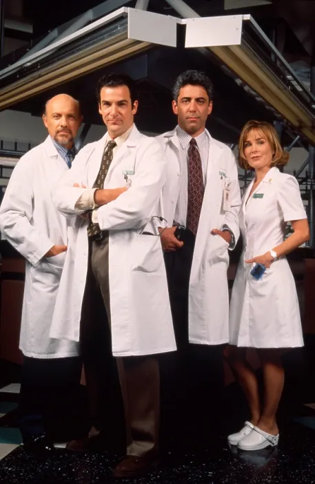 Framed Print : CHICAGO HOPE, from left: Hector Elizondo, Mandy Patinkin, Adam Arkin, Roxanne Hart, (Season 2, 1995), 1994-2000