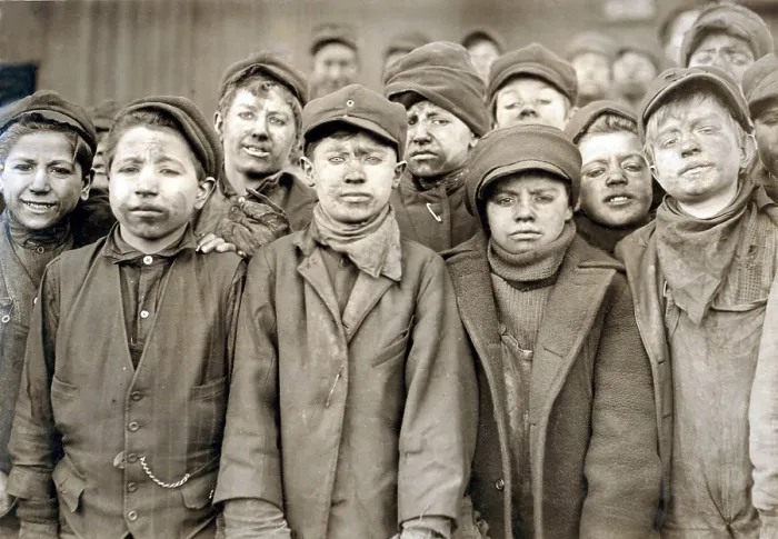 Framed Print : Child laborers portrayed by Lewis Hine in 1911 Framed Print : Child laborers portrayed by Lewis Hine in 1911