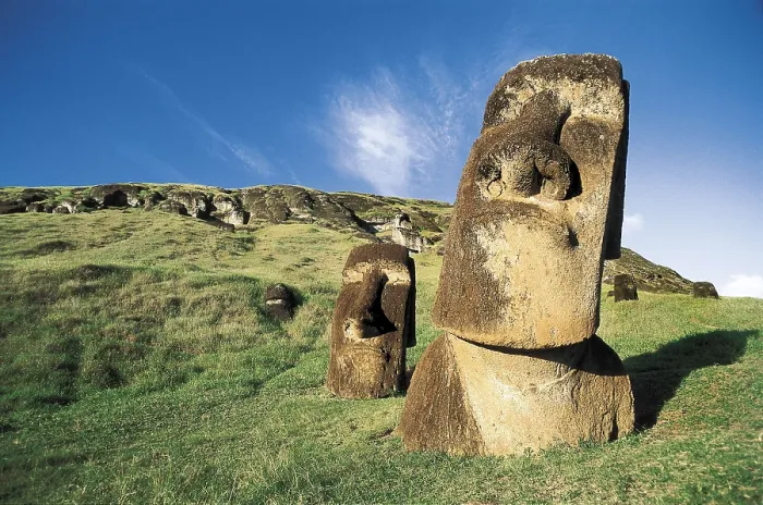 Framed Print : CHILE. VALPARAISO. Rano Raraku. Easter Island. Rapa Nui National Park. Moais. AISA / Everett Collection**US SALES ONLY**