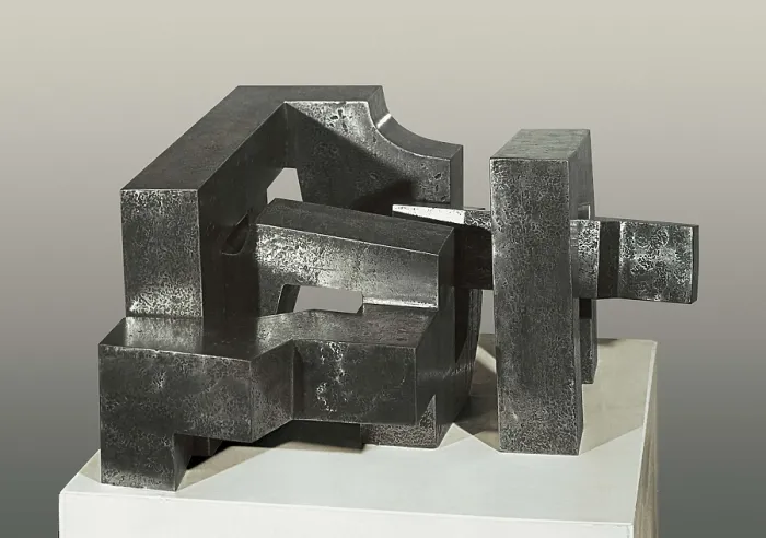 Framed Print : CHILLIDA, Eduardo (1924-2002). Iru Burni  /  Three Irons. 1966. Steel. Sculpture. UNITED STATES OF AMERICA. New York City. Guggenheim Museum Bilbao
