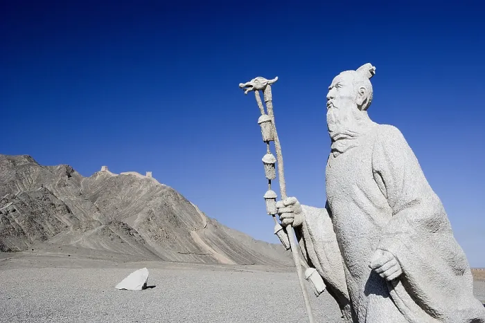 Framed Print : CHINA. Jiayuguan. The Silk Road. Gobi Desert. Great Wall. Statue. AISA / Everett Collection**US SALES ONLY** Framed Print : CHINA. Jiayuguan. The Silk Road. Gobi Desert. Great Wall. Statue. AISA / Everett Collection**US SALES ONLY**