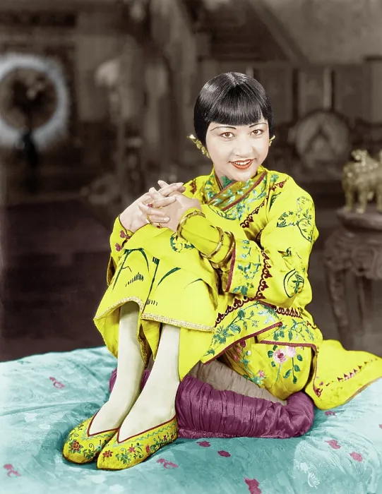 Framed Print : CHINATOWN CHARLIE, Anna May Wong, 1928