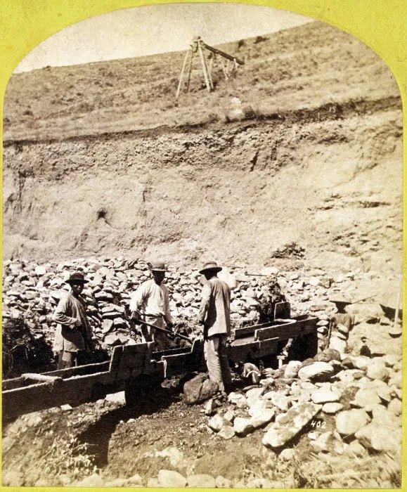 Framed Print : Chinese Men sluicing. Chinese miners, Idaho. Timothy O'Sullivan, Albumen print, 1871