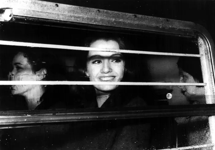 Framed Print : Christine Keeler, with Paula Hamilton-Marshall and Olive Brooker, taken in a police van for a hearing on charges of perjury and conspiracy to obstruct justice Framed Print : Christine Keeler, with Paula Hamilton-Marshall and Olive Brooker, taken in a police van for a hearing on charges of perjury and conspiracy to obstruct justice