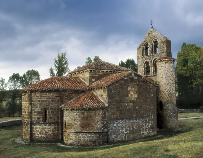 Framed Print : Church of San Salvador de Cantamuda. SPAIN. CASTILE AND LEON. PALENCIA. Apse. Romanesque art. Architecture. AISA / Everett Collection**US SALES ONLY**
