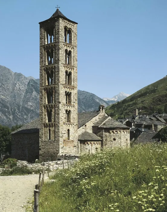 Framed Print : Church of Sant Climent in Tall. ca. 1123. SPAIN. CATALONIA. LLEIDA. Vall de Bo. Tall. Church of Sant Climent. Romanesque art. Architecture