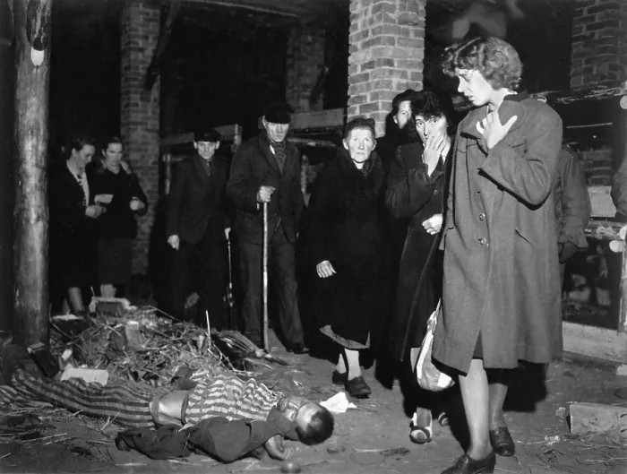 Framed Print : Citizens of Ludwigslust were forced by U.S. Army to view the dead in Wobbelin concentration camp. May 6, 1945, Germany, World War 2. (BSLOC_2014_4_30)