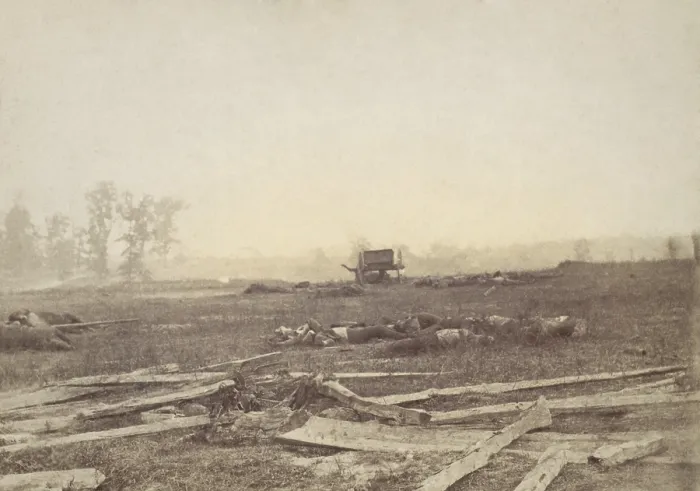 Framed Print : US Civil War. Battle of Antietam, also called Battle of Sharpsburg, Sept. 17, 1862. Scattered fence rails, unburied dead soldiers, and horses remain in the aftermath of battle Framed Print : US Civil War. Battle of Antietam, also called Battle of Sharpsburg, Sept. 17, 1862. Scattered fence rails, unburied dead soldiers, and horses remain in the aftermath of battle