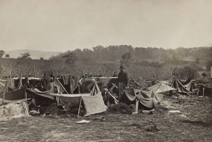 Framed Print : US Civil War. Battle of Antietam, also called Battle of Sharpsburg, Sept. 17, 1862. Confederate wounded at Smith's Barn, Keedysville, Maryland. Union Dr Framed Print : US Civil War. Battle of Antietam, also called Battle of Sharpsburg, Sept. 17, 1862. Confederate wounded at Smith's Barn, Keedysville, Maryland. Union Dr