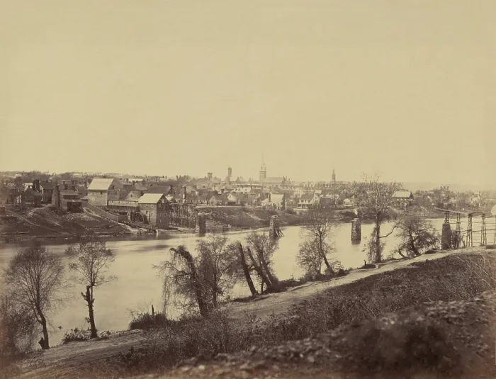 Framed Print : US Civil War, Battle of Fredericksburg, Dec. 13, 1862. View of Fredericksburg across the Rappahannock River two months after Gen. Ambrose Burnside's failed offensive of Dec Framed Print : US Civil War, Battle of Fredericksburg, Dec. 13, 1862. View of Fredericksburg across the Rappahannock River two months after Gen. Ambrose Burnside's failed offensive of Dec