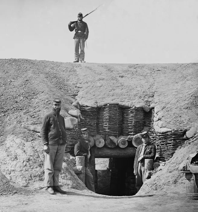 Framed Print : US Civil War. Fort Brady, at Aiken's Landing, on the James River, Army of the James. Four Union soldiers at the bunkered magazine, in the parapet of Fort Brady in 1864