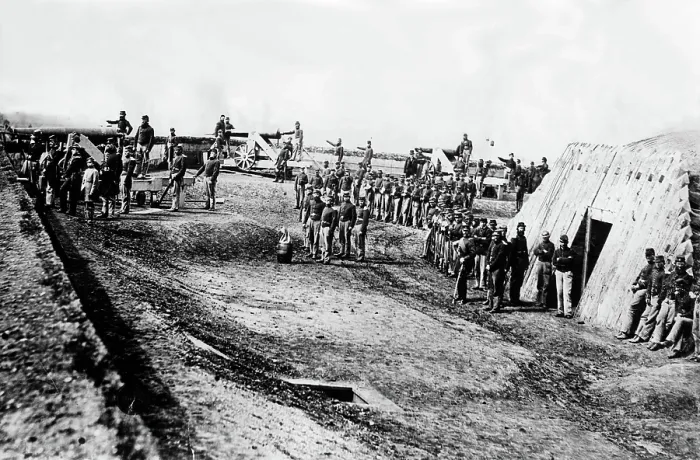 Framed Print : CIVIL WAR-Fort guarding Washington D.C. during the Civil War.. Courtesy: CSU Archives / Everett Collection Framed Print : CIVIL WAR-Fort guarding Washington D.C. during the Civil War.. Courtesy: CSU Archives / Everett Collection