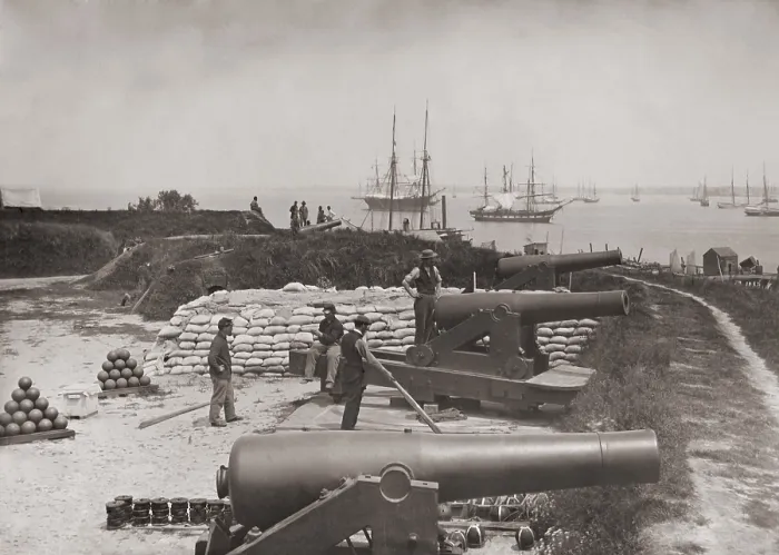 Framed Print : US Civil War, Peninsula Campaign, April-August, 1862. Confederate Battery at Yorktown, Virginia, after Confederate Gen