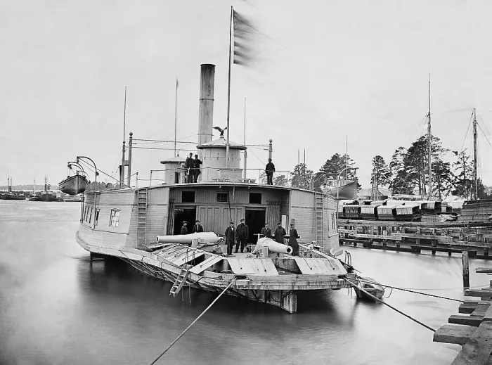 Framed Print : US Civil War. Union wooden side-wheeler, the USS Morse, was built as a New York ferry and refitted for duty as a blockader in Nov. 1861. She has two nine inch cannons on her bow Framed Print : US Civil War. Union wooden side-wheeler, the USS Morse, was built as a New York ferry and refitted for duty as a blockader in Nov. 1861. She has two nine inch cannons on her bow