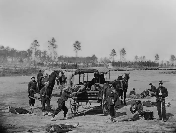 Framed Print : US Civil War Union Zouave ambulance crew demonstrating the removal of wounded soldiers from the battle field, c. 1862-65 (BSLOC_2019_2_39)