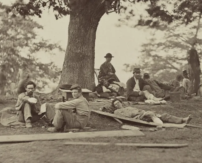 Framed Print : US Civil War. Wounded Union soldiers resting in Fredericksburg in May 1864 Framed Print : US Civil War. Wounded Union soldiers resting in Fredericksburg in May 1864