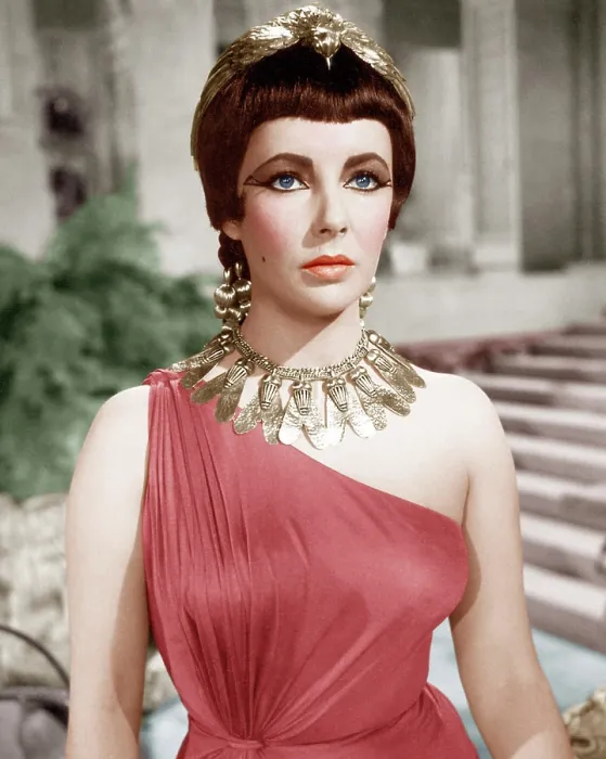 Framed Print : CLEOPATRA, Elizabeth Taylor, 1963. TM & Copyright 20th Century Fox Film Corporation / courtesy Everett Collection