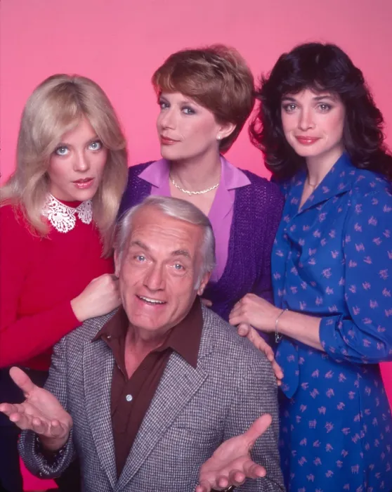 Framed Print : TOO CLOSE FOR COMFORT, clockwise from front: Ted Knight, Lydia Cornell, Nancy Dussault, Deborah Van Valkenburgh, 1980-85 Framed Print : TOO CLOSE FOR COMFORT, clockwise from front: Ted Knight, Lydia Cornell, Nancy Dussault, Deborah Van Valkenburgh, 1980-85